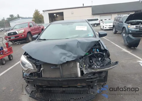 2016 Toyota Corolla Le z USA, uszkodzony, nr VIN 2T1BURHE6GC622491